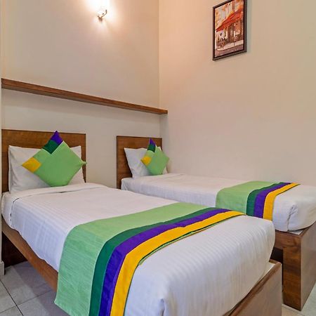 Itsy Hotels Avani Stays, Vyttila, Kochi Eksteriør billede