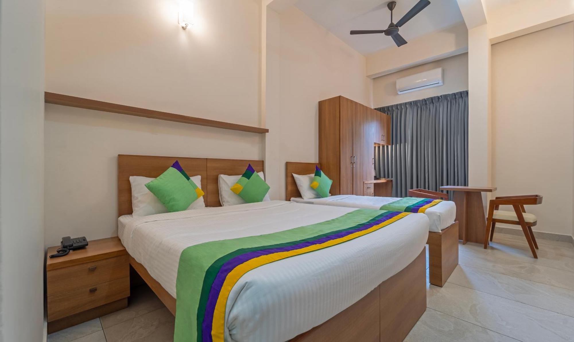 Itsy Hotels Avani Stays, Vyttila, Kochi Eksteriør billede